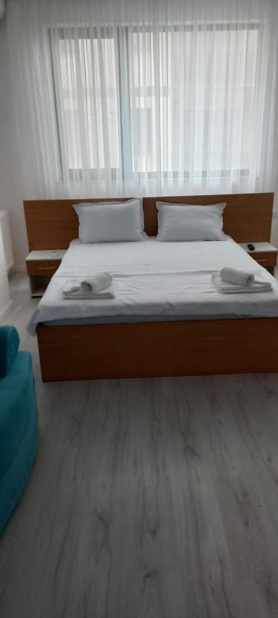 Aparthotel Garsoniere Zada à Năvodari Extérieur photo